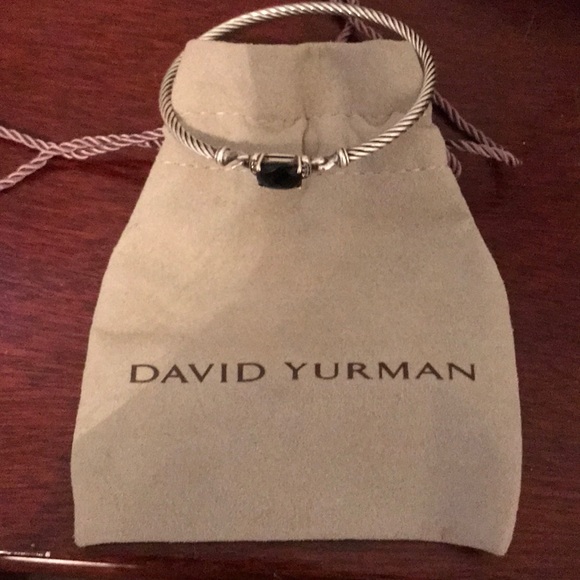 David Yurman black onyx bracelet! Comes with  bag - Picture 2 of 2